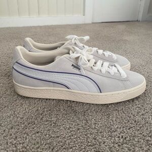 Puma White and Blue Sneakers